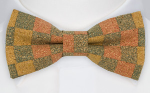 CORK Checkered pre-tied bow tie