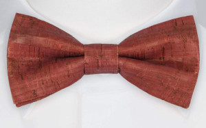 CORK Reddish pre-tied bow tie