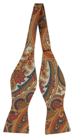 DILUSSO WHITE self-tie bow tie