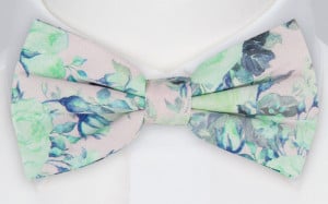 FASHIONATED PINK bow tie