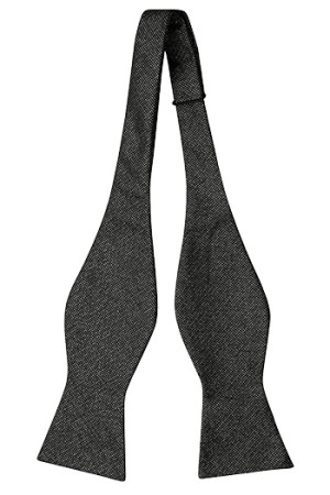 GNISTRANDE BLACK self-tie bow tie