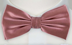GULLEGRIS PINK pre-tied bow tie