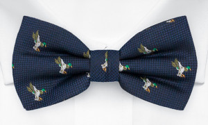 MARSHMALLARD BLUE bow tie