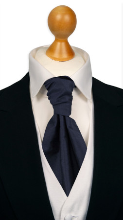 SOLID DARK NAVY pre-tied cravat