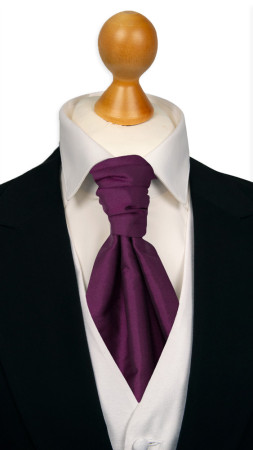 SOLID Magenta pre-tied cravat