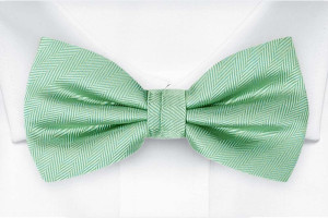 JAGGED SEAFOAM TURQUOISE pre-tied bow tie