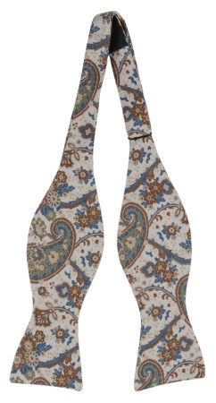 MAESTOSAMENTE WHITE self-tie bow tie