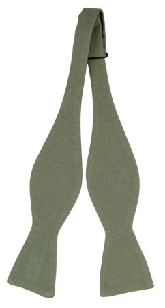 MOREAMORE LAUREL GREEN self-tie bow tie