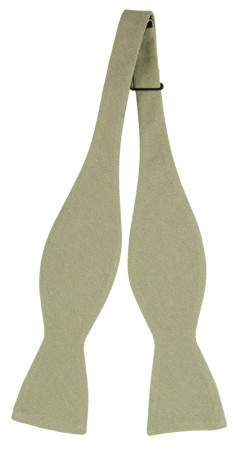 MOREAMORE SAGE GREEN self-tie bow tie