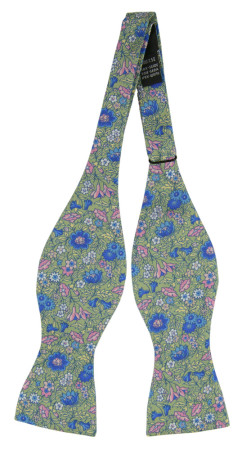 PRIMAVERATO GREEN self-tie bow tie