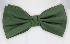 SATIN DARK SAGE bow tie