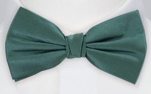 SATIN JUNIPER GREEN bow tie