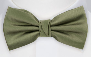SATIN MOSS GREEN bow tie