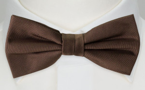SOLID LIGHT UMBER bow tie