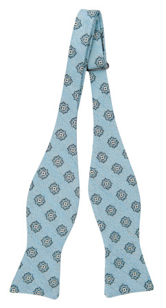 SPEAKLOUDER LIGHT BLUE self-tie bow tie