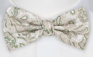 SWEETHEARTER GREEN bow tie