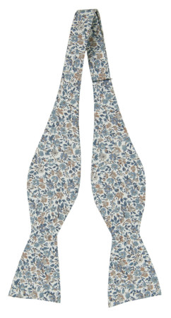 TIETHEBINDS LIGHT BLUE self-tie bow tie