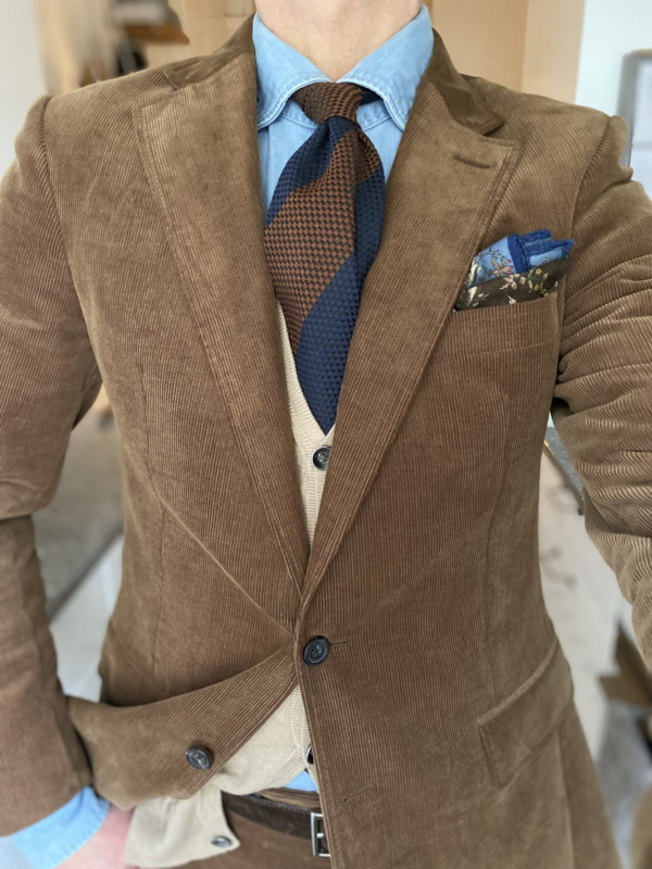Tieroom Academy part 3: How to combine ties made of different materials and textures
